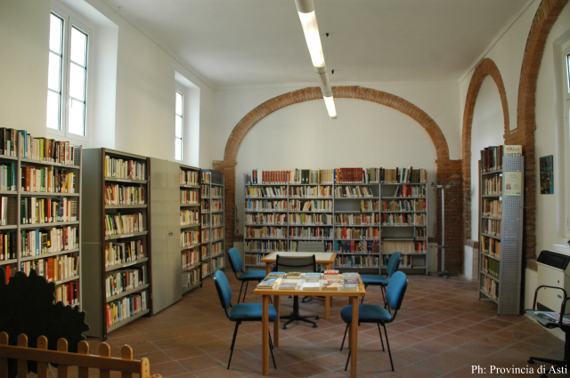 biblioteca-civica-luciano-rapetti-2