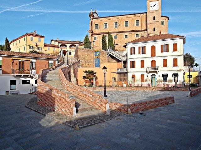 Piazza Fondo Ponte