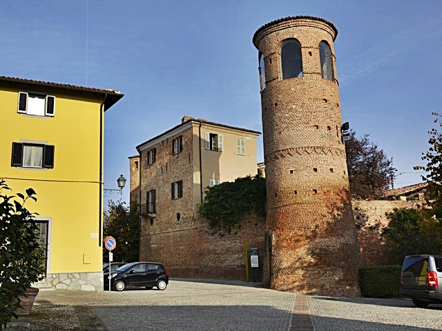 Maranzana Castle