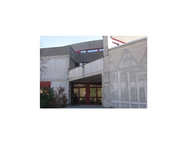 Istituto Tecnico Industriale Statale A. Artom | sede di Canelli (Palestra)