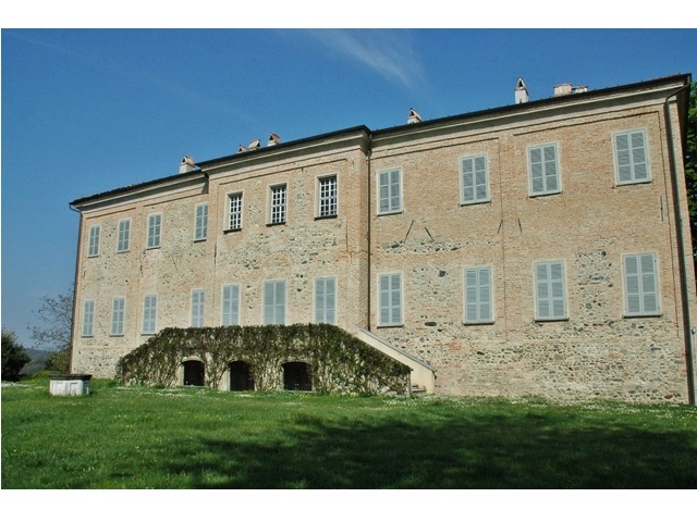 Moransengo Castle