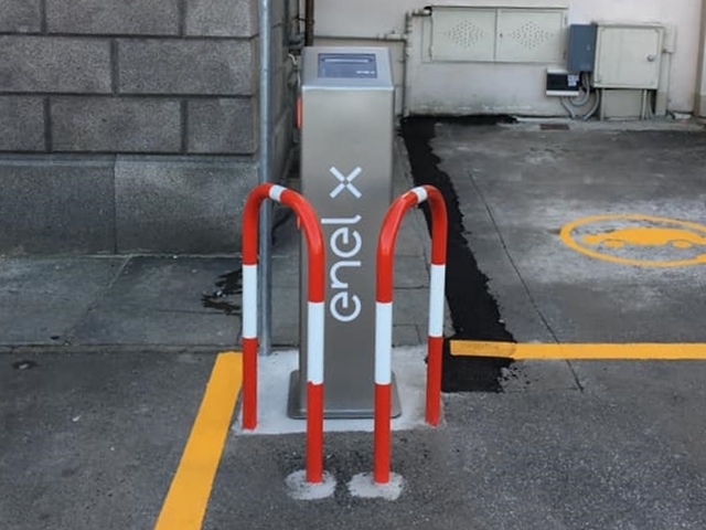Electric vehicles charging station | Moncalvo (piazza Carlo Alberto)