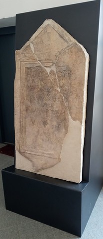 Roman epigraph (épigraphe romaine) - Revigliasco d'Asti