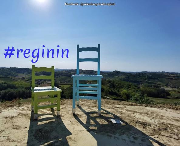 Giant Chairs | Vinchio (c/o Azienda Agricola Laiolo Reginin)