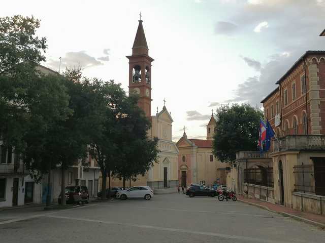 Parcheggio - Valfenera (piazza Villa)